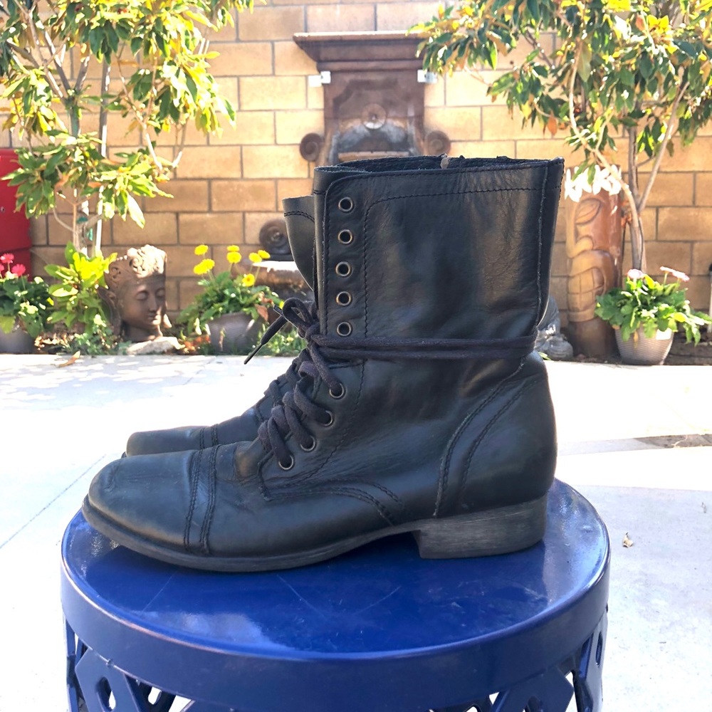 STEVEN MADDEN troopa boots